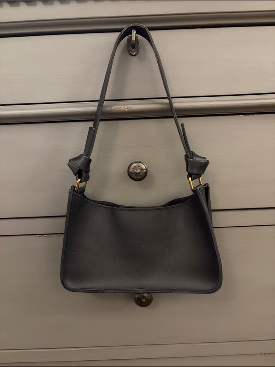 Madewell Handbags - Black Madewell leather purse, NWT